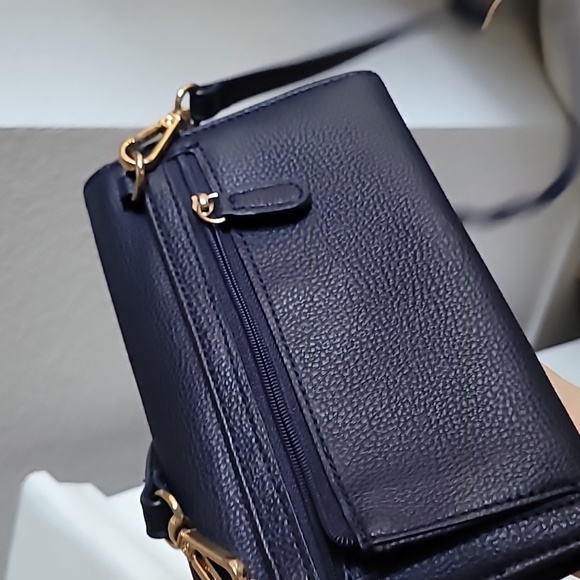 TOMMY HILFIGER NAVY BLUE CROSSBODY BAG - Picture 8 of 8